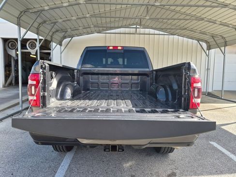 Used 2024 RAM 2500 Laramie AWD/4WD image 6