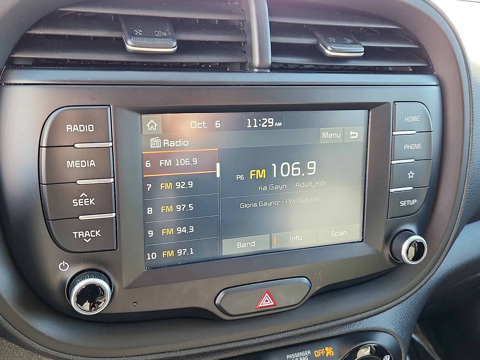 Used 2020 Kia Soul S FWD image 16