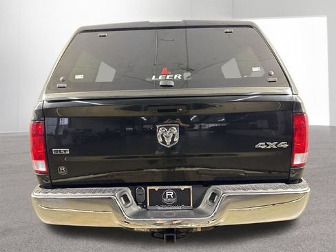 Used 2017 RAM 1500 Classic SLT AWD/4WD image 31