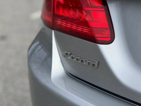 Used 2013 Honda Accord EX-L image 10