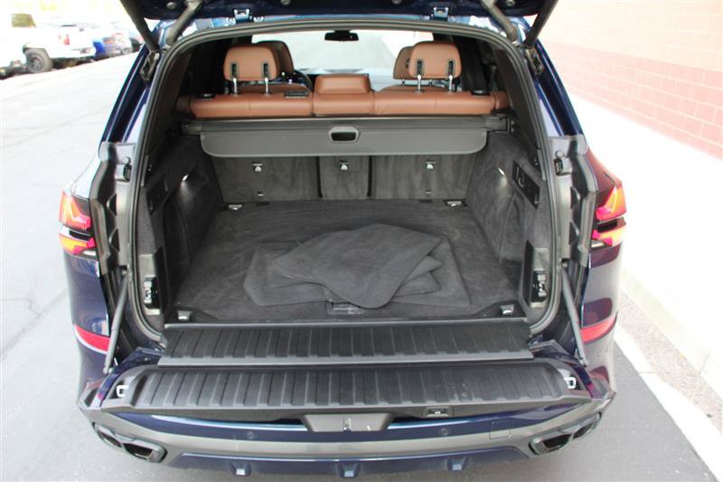 Used 2024 BMW X5 M60i AWD/4WD image 20