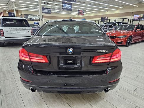 Used 2019 BMW 530e w/ Premium Package image 8