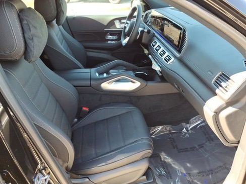 New 2026 Mercedes-Benz GLS 580 4MATIC image 15