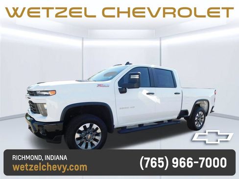 Used 2024 Chevrolet Silverado 2500 Custom w/ Custom Value Package AWD/4WD image 11