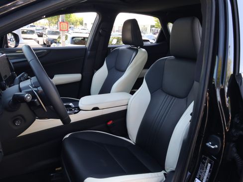 Used 2023 Lexus NX 350 AWD image 36
