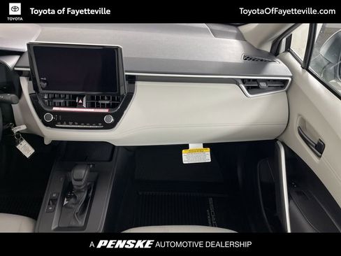 New 2026 Toyota Corolla Cross L image 16