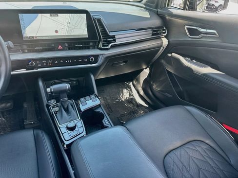 Certified 2025 Kia Sportage X-Line w/ Premium Package AWD/4WD image 24