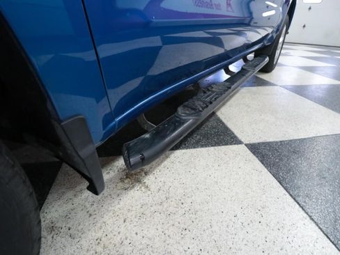 Used 2022 Chevrolet Silverado 1500 Custom RWD image 38