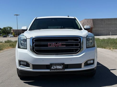 Used 2015 GMC Yukon XL SLT w/ Open Road Package AWD/4WD image 5