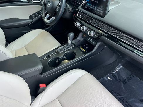 Certified 2024 Honda Civic Sport Touring image 13