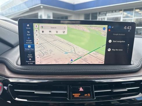 Used 2025 Acura MDX w/ Advance Package image 11