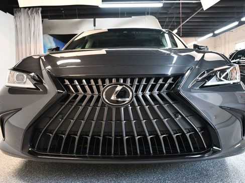 Used 2022 Lexus ES 350 w/ Premium Package FWD image 12