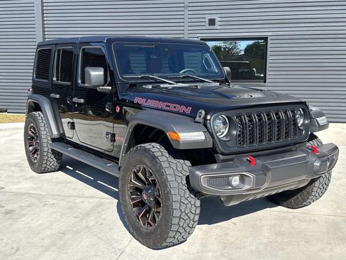 Used 2024 Jeep Wrangler Unlimited Rubicon image 9