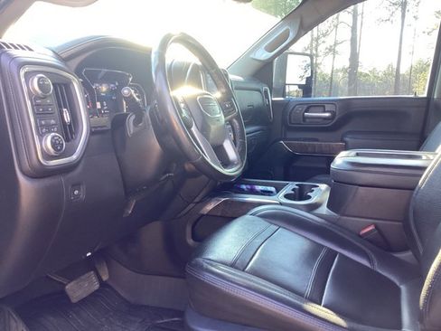 Used 2021 GMC Sierra 2500 Denali w/ Denali Ultimate Package image 12
