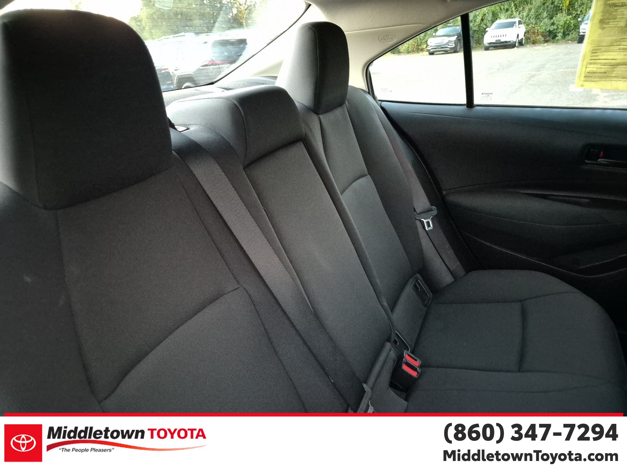 Certified 2025 Toyota Corolla LE FWD image 31