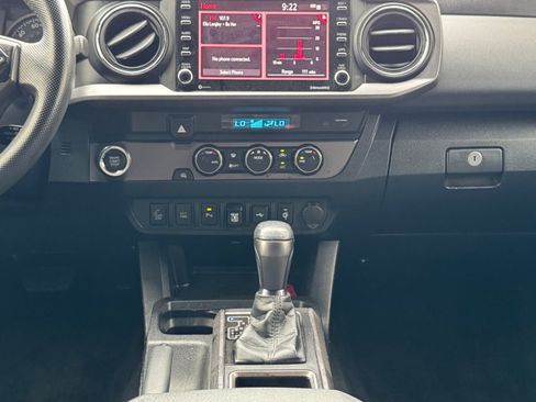 Used 2021 Toyota Tacoma TRD Off-Road w/ Technology Package RWD image 15