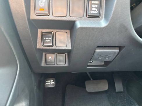 New 2026 Nissan Frontier SV w/ SV Convenience Package AWD/4WD image 18