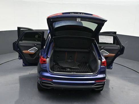 Used 2023 Audi Q3 2.0T Premium Plus w/ Premium Plus Package image 39