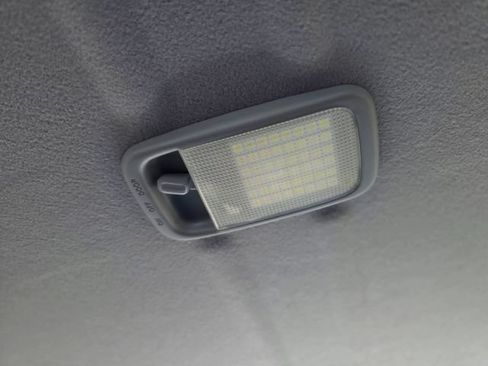 Used 2003 Toyota RAV4 2WD image 34