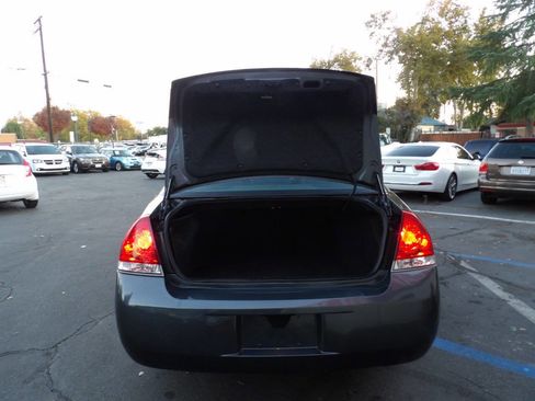 Used 2011 Chevrolet Impala LS image 10