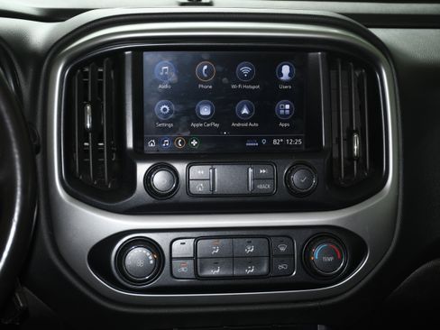 Used 2020 Chevrolet Colorado LT image 15