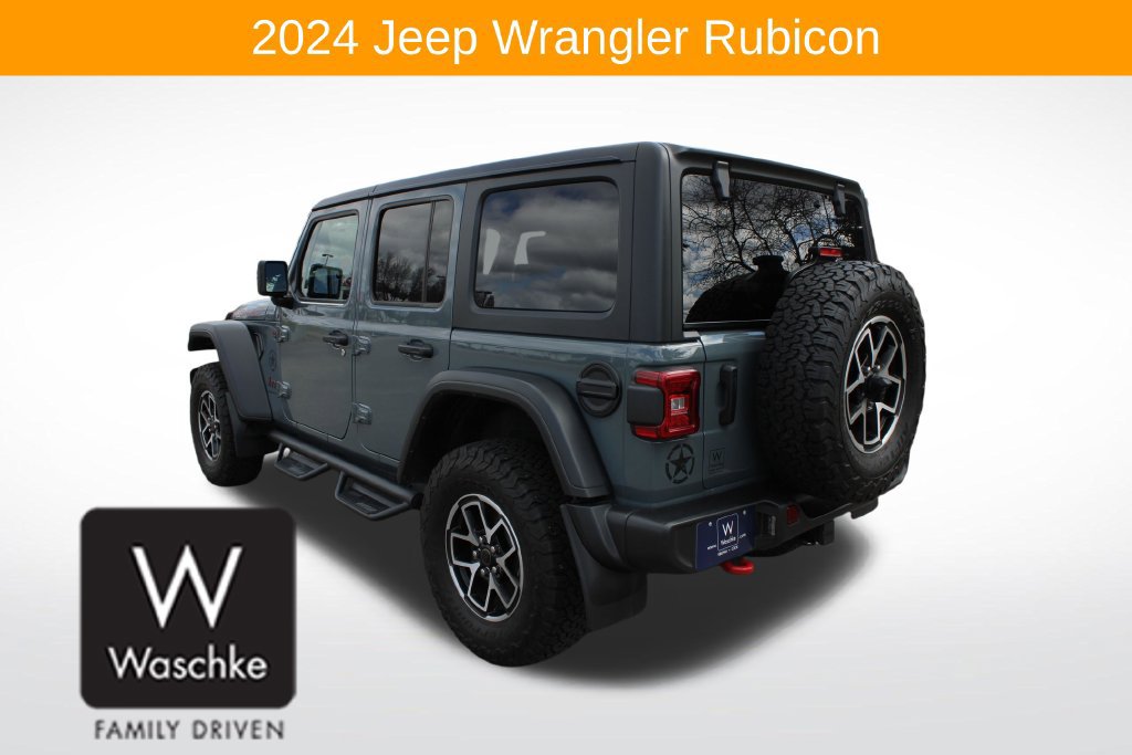 Used 2024 Jeep Wrangler Unlimited Rubicon w/ Convenience Group AWD/4WD image 5