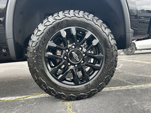 Certified 2025 Chevrolet Silverado 2500 LTZ w/ LTZ Plus Package image 20