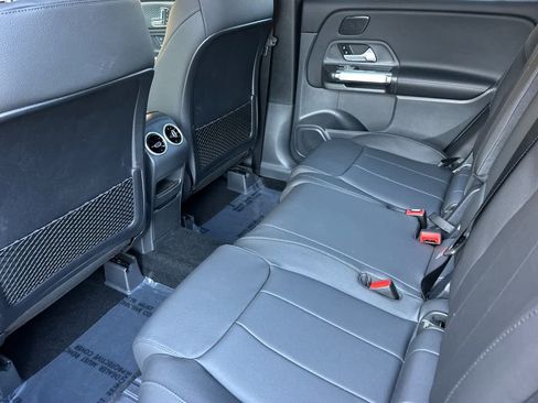 New 2026 Mercedes-Benz GLB 250 image 11