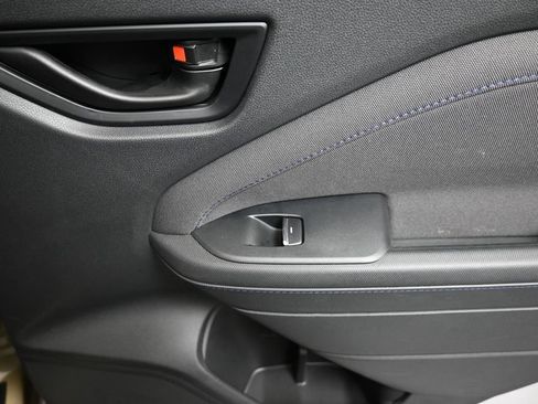 Certified 2025 Subaru Forester Premium AWD/4WD image 15