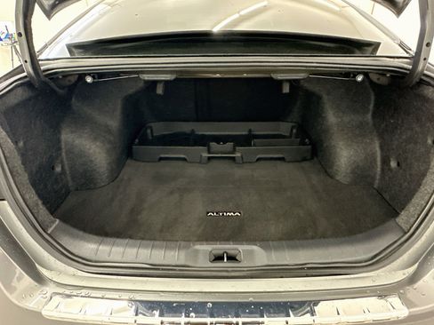 Used 2023 Nissan Altima 2.5 SV FWD image 29