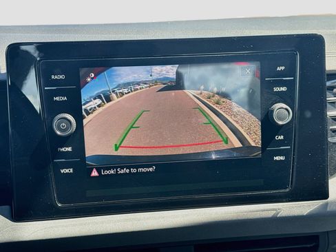 Used 2025 Volkswagen Jetta SE FWD image 22