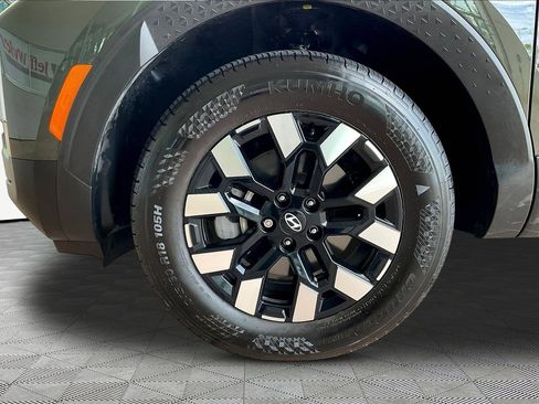 Used 2025 Hyundai Santa Cruz SEL AWD/4WD image 32