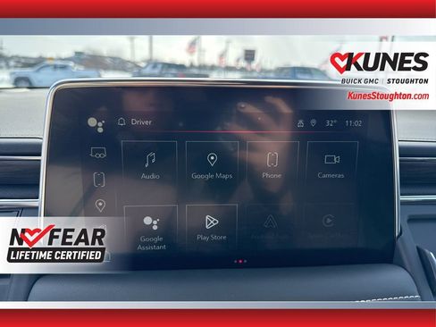 Used 2024 GMC Yukon SLT w/ SLT Luxury Package AWD/4WD image 31
