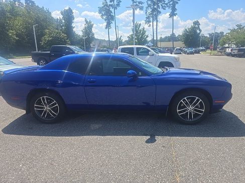 Used 2019 Dodge Challenger SXT w/ Plus Package AWD/4WD image 4