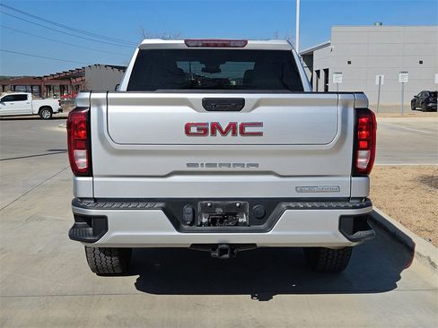 Used 2022 GMC Sierra 1500 Elevation image 3