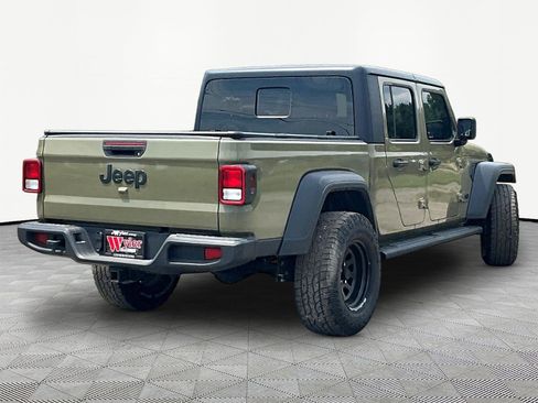 Used 2025 Jeep Gladiator Sport AWD/4WD image 14