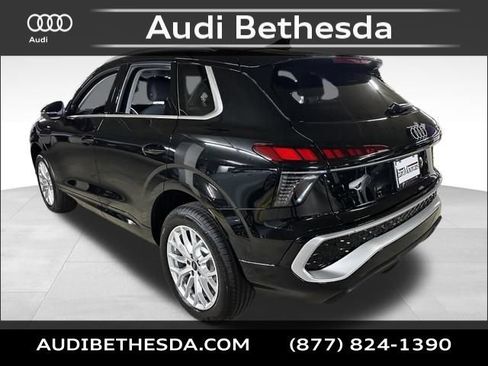 New 2026 Audi Q3 quattro 2.0T AWD/4WD image 5