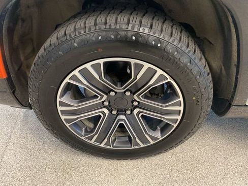 Used 2024 Jeep Wagoneer Series II image 12