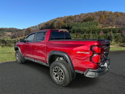 Used 2025 Chevrolet Colorado ZR2 image 5