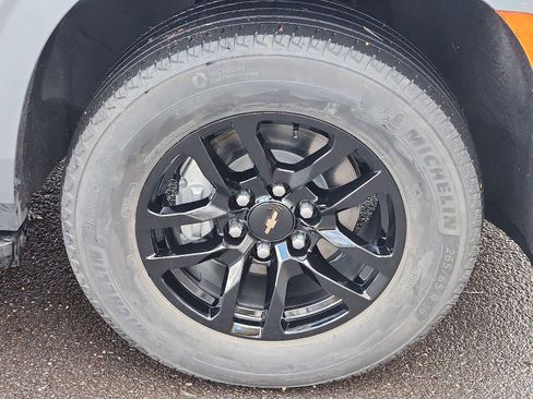 Used 2024 Chevrolet Tahoe LT image 8