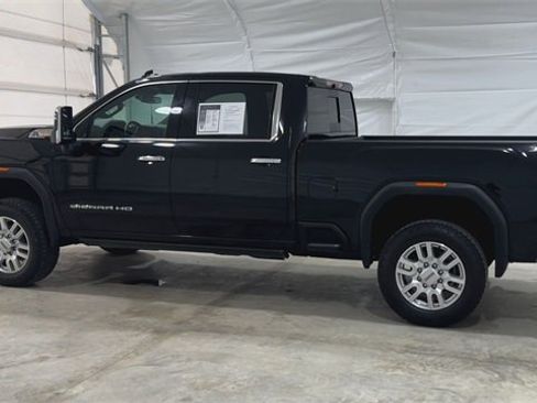 Certified 2024 GMC Sierra 2500 SLT w/ SLT Premium Package image 6