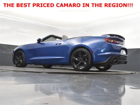Used 2022 Chevrolet Camaro LT w/ Technology Package image 37