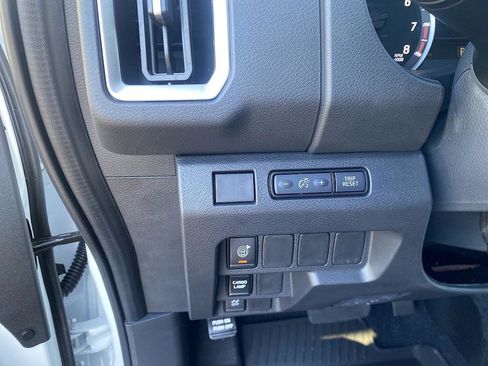 New 2026 Nissan Frontier SV image 13