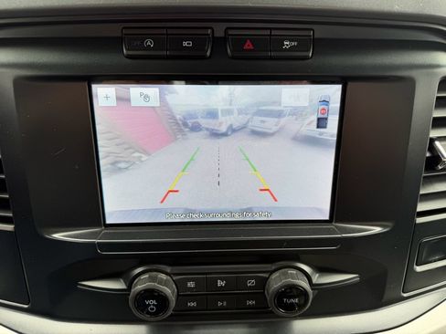 Used 2021 Ford F150 XLT AWD/4WD image 17