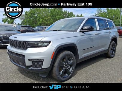 New 2025 Jeep Grand Cherokee L Limited w/ Black Appearance Package