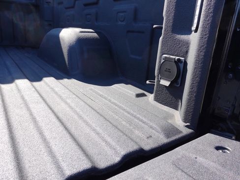 Used 2023 GMC Sierra 1500 Pro w/ Graphite Edition image 23