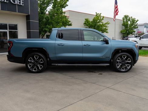 New 2025 GMC Sierra EV Denali image 8
