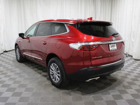 Used 2024 Buick Enclave Premium image 38