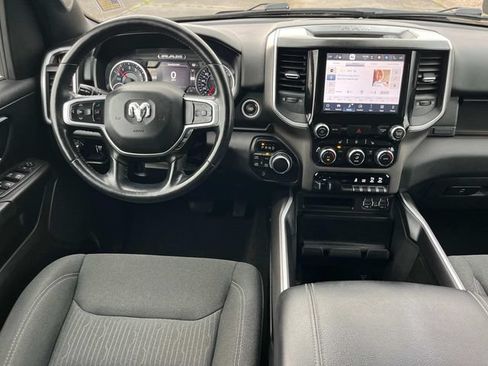 Used 2022 RAM 1500 Big Horn AWD/4WD image 16
