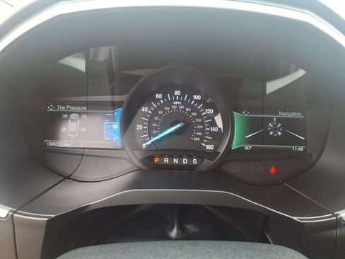 Used 2018 Ford Edge SEL w/ Equipment Group 201A AWD/4WD image 17